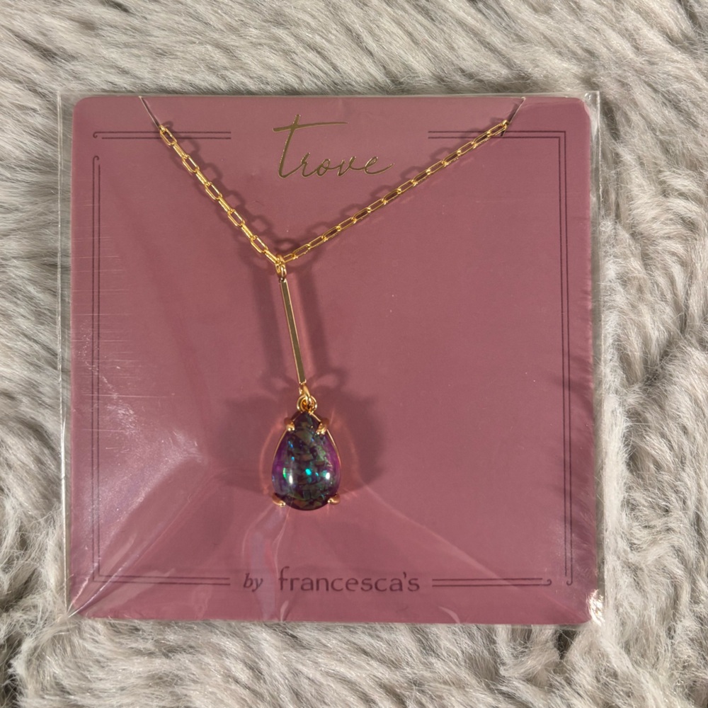 NWT Limited Edition Francesca's Gold Necklace with Iridescent Teardrop Pendant